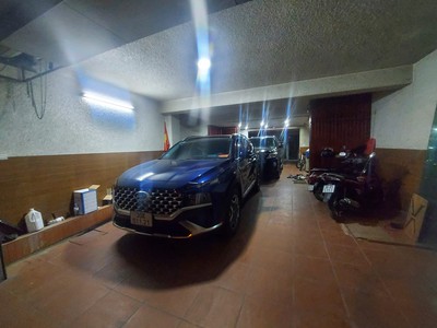 Xe gia đình còn mới đến 99% 293