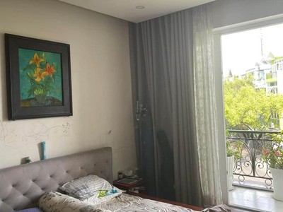 Xe gia đình còn mới đến 99% 794