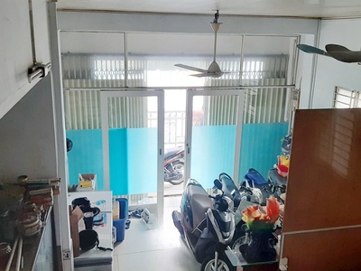 Xe gia đình còn mới đến 99% 271