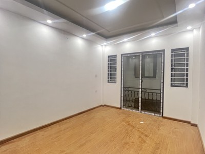 Xe gia đình còn mới đến 99% 656