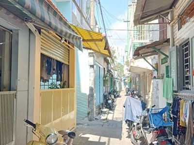Xe gia đình còn mới đến 99% 184