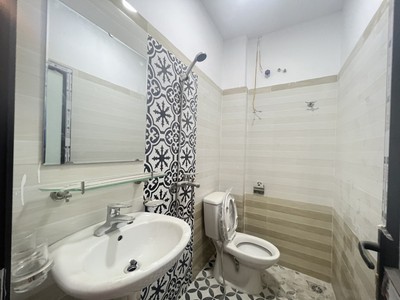 Xe gia đình còn mới đến 99% 658