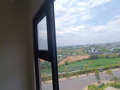 Xe gia đình còn mới đến 99% 920