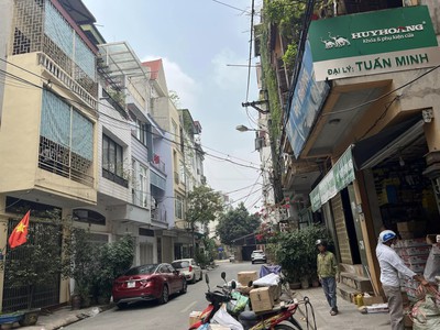 Xe gia đình còn mới đến 99% 802