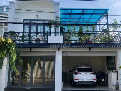 Xe gia đình còn mới đến 99% 469