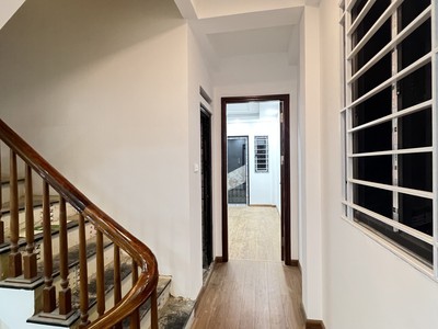 Xe gia đình còn mới đến 99% 655