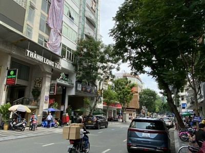 Xe gia đình còn mới đến 99% 244