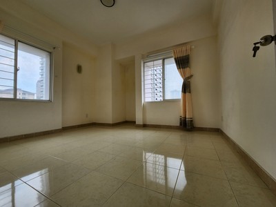 Quận 10, căn góc 68m2 cao ốc b nguyễn kim. giá 3 tỷ 3