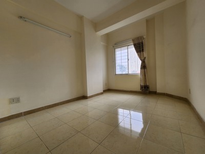 Quận 10, căn góc 68m2 cao ốc b nguyễn kim. giá 3 tỷ 4