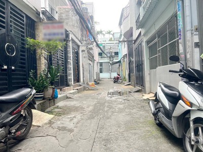 Xe gia đình còn mới đến 99% 254