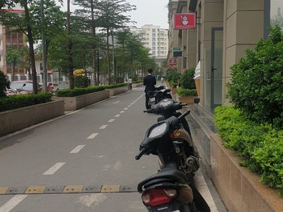 Bán  căn shophouse khu chung cư homeland, view trường, kinh doanh tốt, 35m2, nhỉnh 2 tỷ 2