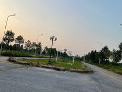 Xe gia đình còn mới đến 99% 664