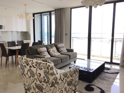 Xe gia đình còn mới đến 99% 359