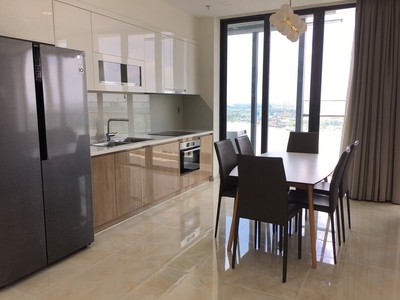 Xe gia đình còn mới đến 99% 361