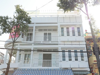 Xe gia đình còn mới đến 99% 8