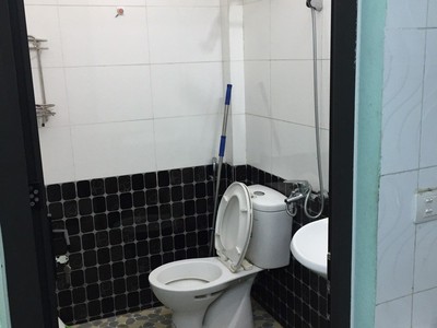 Chính chủ cho thuê nhà 50m2, chợ diêm gỗ, long biên 4