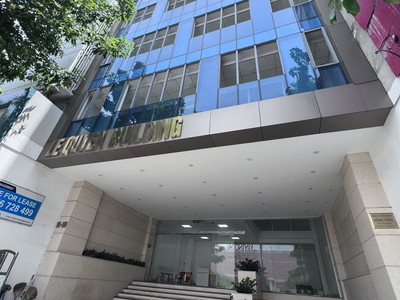 Xe gia đình còn mới đến 99% 414