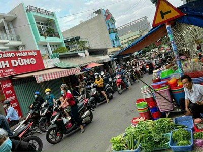 Xe gia đình còn mới đến 99% 642