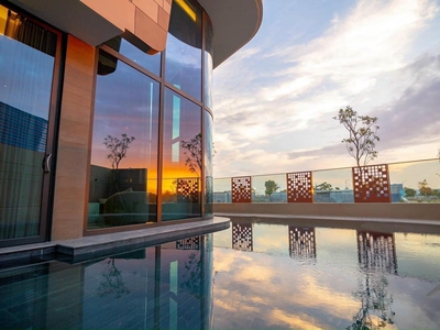 Bán căn Villa 3 tầng, 3 mặt tiền, có hồ bơi ven biển Đà Nẵng, lâu dài chỉ từ 15 tỷ 5