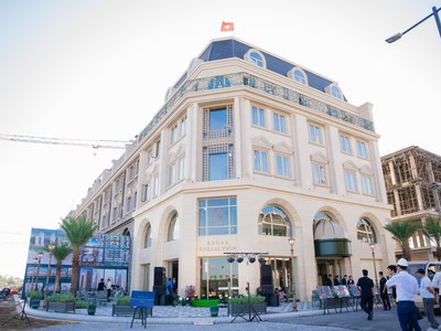 Chỉ duy nhất 2 căn shophouse view biển giá tốt nhất nhân dịp sinh nhật 12 năm ĐXMT 9