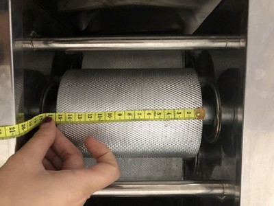 Máy ép mía nửa bàn công suất 1500W 3