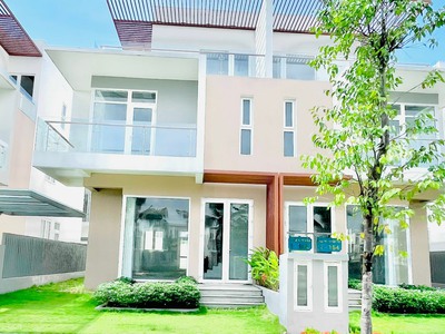 Chính chủ TRỐN NỢ, kí gửi Biệt thự VIEW CÔNG VIÊN 0