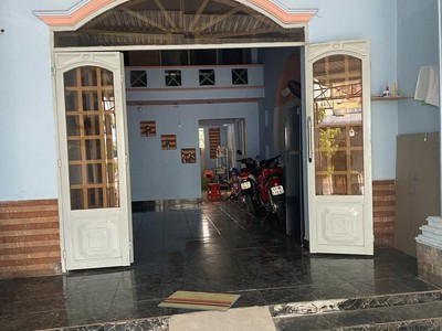 Sang nhượng mặt bằng kinh doanh quán trà sữa - trung tâm lái thiêu 1