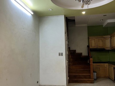 Cho thuê nhà nguyên căn 4tầng hà đông - nhà đẹp 3ngủ - giá 5.5 tr 0