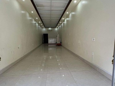 Mt1695. cho thuê mặt đường lý thường kiệt 75m2 thông sàn đồ cơ bản. 1