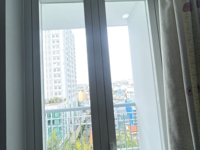 Cho thuê căn hộ Phú Thọ, đường Nguyễn Thị Nhỏ, phường 15, quận 11 : -	Diện tích 65m2, 2 phòng ngủ 1