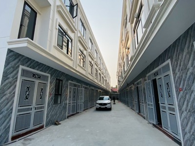 Nhà đẹp 3 tầng ngõ 7m ô tô để cửa - Chợ Vĩnh Khê - gần Hoàng Huy An Đồng 0
