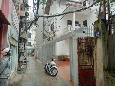 Bán biệt thự lạc long quân, tây hồ. 276m2  mt18  giá 46 tỷ. phương 0