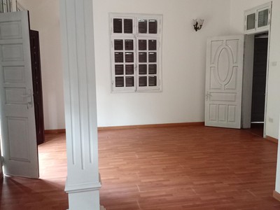 Bán biệt thự lạc long quân, tây hồ. 276m2  mt18  giá 46 tỷ. phương 3