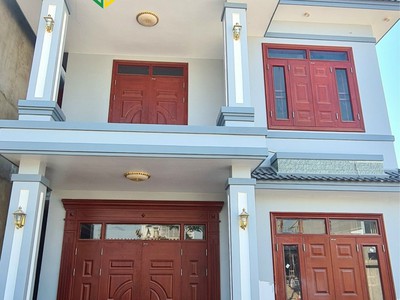 Cửa thép vân gỗ tại long an   cửa thép giá rẻ 0