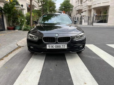 BMW 320i LCI 2017 màu đen.nội thất đen ,chính chủ sang tên ũy quyền tùy thích 1