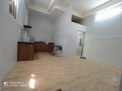 Bán nhà mặt tiền khu thảo điền, quận 2, dt 100m2, 4pn, khu sầm uất, nhỉnh 11 tỷ 1