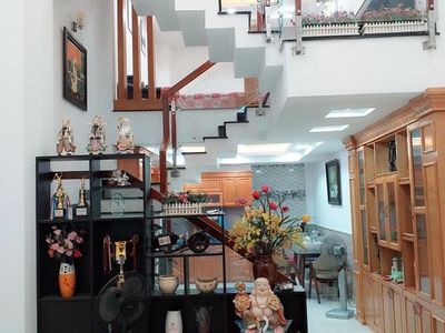 Nhà bán tân bình phạm văn bạch - chỉ 7 tỷ có nhà hxh khu an ninh dân trí cao xung quanh tiện ích 1