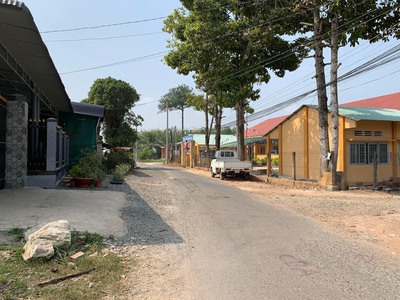 Cần bán 100m2 thổ cư kế trường học mt đường 5m. 450tr hết đất. 0