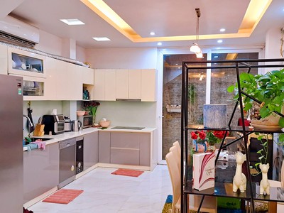 Gia đình có việc nhờ bán gấp liền kề văn phú chỉ 9 tỉ , nhà hoàn thiện long lanh như ảnh 2