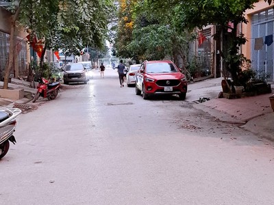Gia đình có việc nhờ bán gấp liền kề văn phú chỉ 9 tỉ , nhà hoàn thiện long lanh như ảnh 0