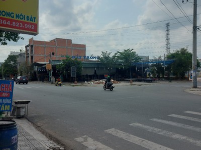 Sang nhượng lại mặt bằng đường d1 khu dân cư vietsin thuận giao 2