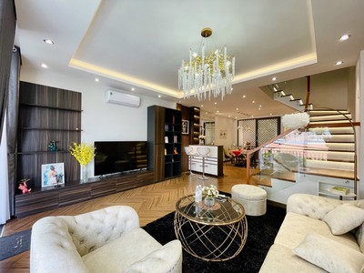 Bán nhà đẹp hxh quang trung, 5x14m, có hồ bơi, 5 tầng chỉ 10 tỷ nhỉnh tl 2