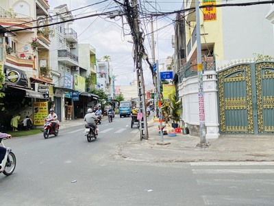 Cho thuê mặt bằng kinh doanh, View biệt thự đẹp, 2 mặt tiền Q.Tân Phú 10