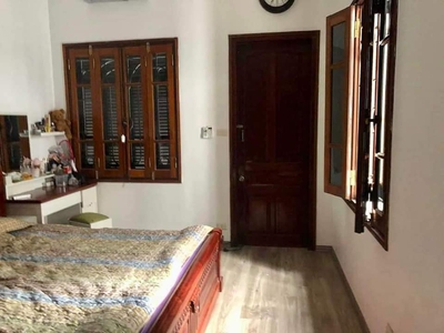 Bán nhà biệt thự phố nguyễn sơn, dt 91m, 5t, 8.68 tỷ, ô tô vào nhà 0