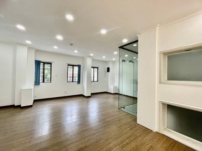 Văn phòng mới đẹp ngay công viên hoàng văn thụ, đa dạng diện tích 2