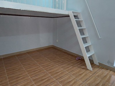 Cho thuê nhà nhỏ hẻm 742 đường nguyễn kiêm quận phú nhuân giá rẻ 2