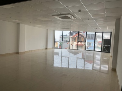 Cho thuê biệt thự Tô ngọc vân 300m2 x 3,5 tầng, mặt tiền 10m ở làm vp trưng bày sản phẩm 0