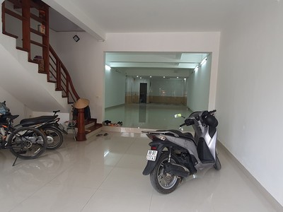 Cho thuê nhà kinh doanh tại Vĩnh yên, Vĩnh Phúc. DT 150m2. giá 6 triệu. 2