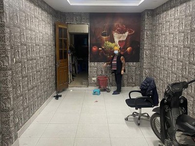 Cho thuê mặt bằng kinh doanh 30m2, mt3.5m, 8 triệu, bưởi, ba đình. 1