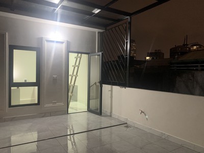 Cho thuê nhà nguyên căn mỹ đình sổ 75m2 x 5 tầng. mặt tiền 4.6m 2